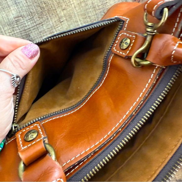 NWOT Patricia Nash Heritage Collection Angela Brown Leather Satchel/Crossbody - Picture 12 of 16